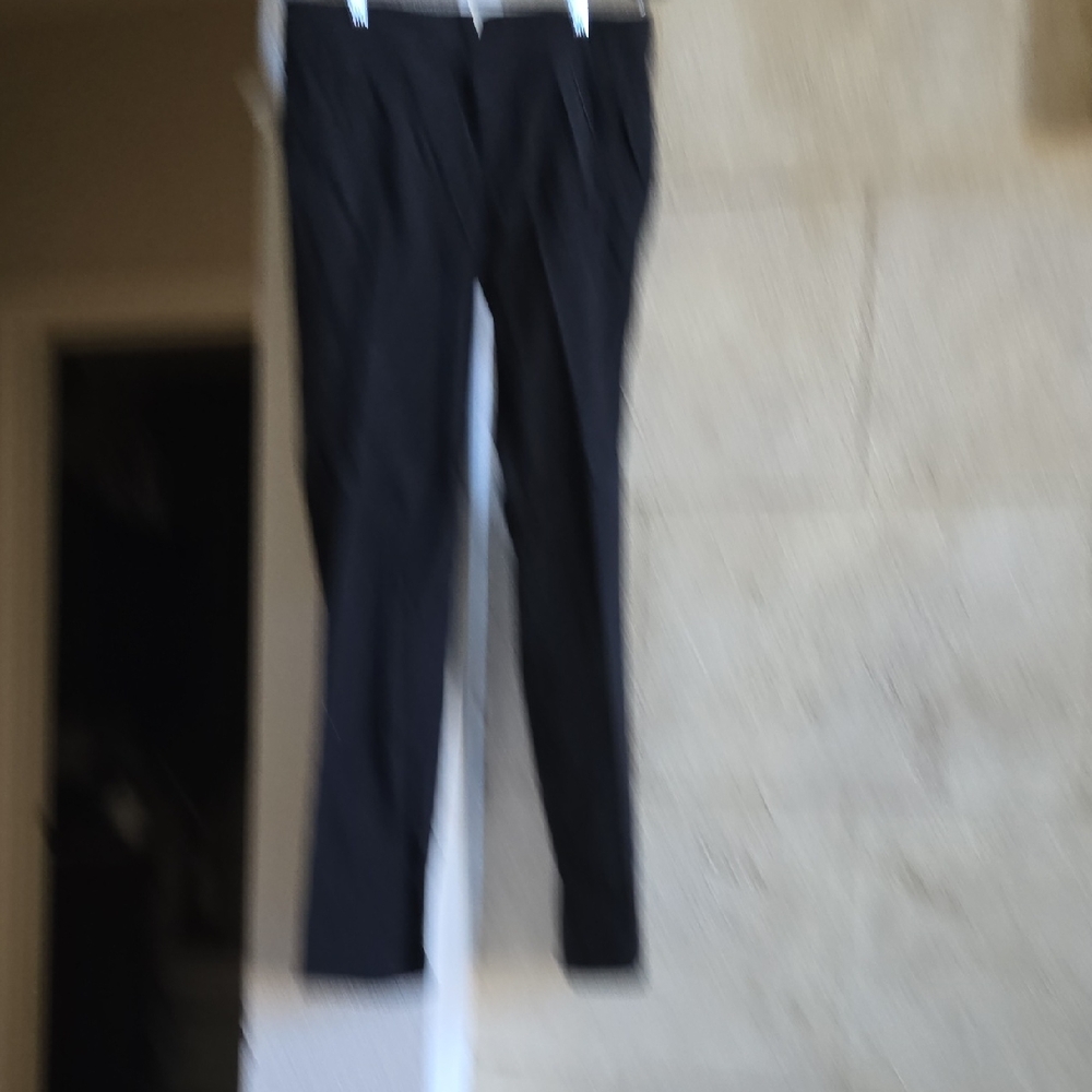 DKNY Jeans in Classic Black